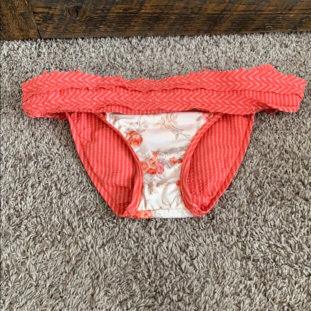 Reversible floral/coral Lucky Brand bikini bottoms